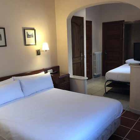 Hostal de la Gloria Viladrau Esterno foto