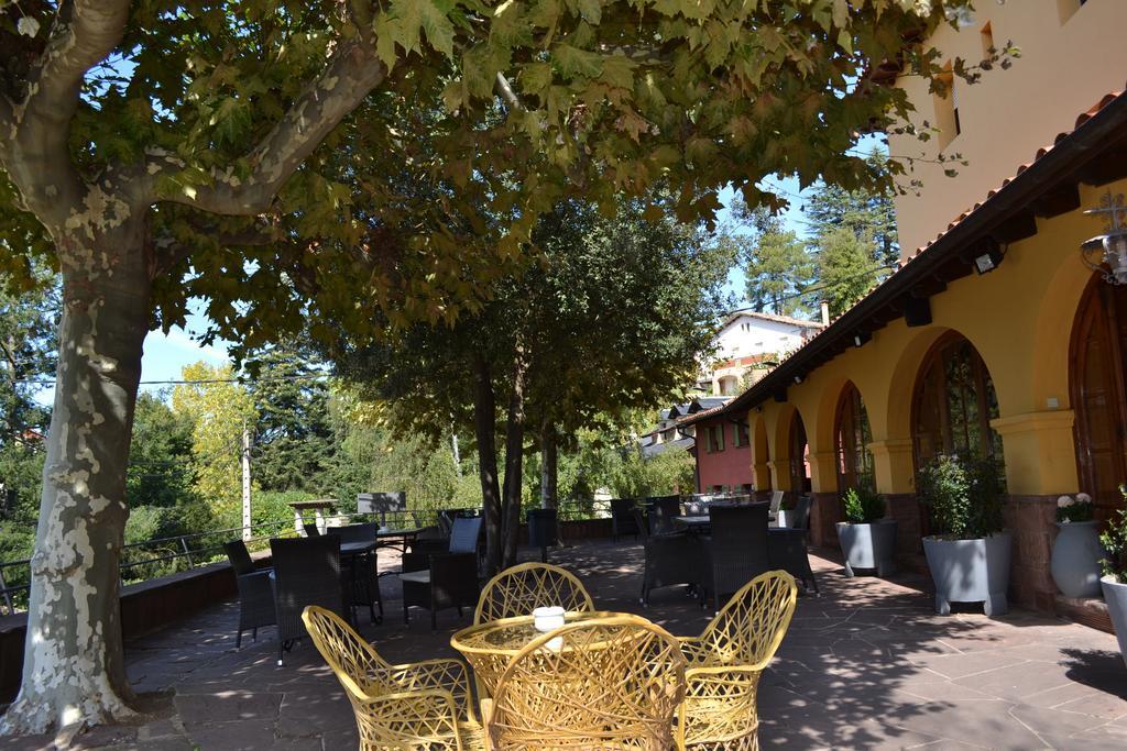 Hostal de la Gloria Viladrau Esterno foto