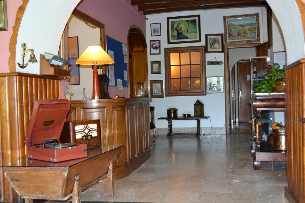 Hostal de la Gloria Viladrau Esterno foto