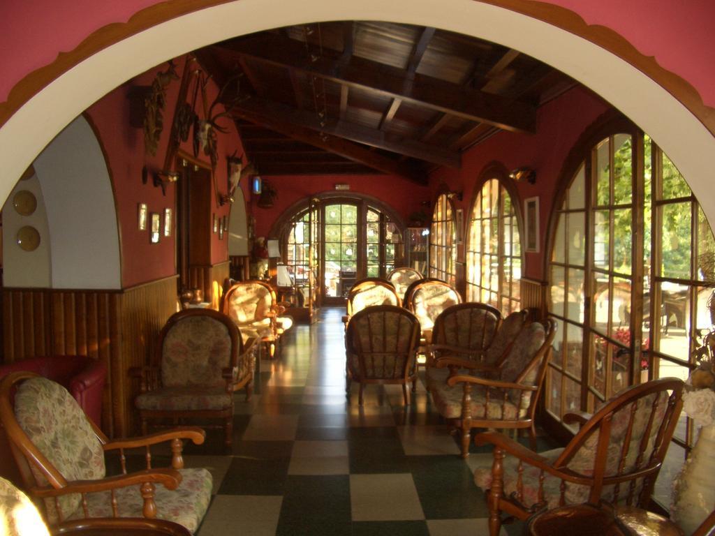 Hostal de la Gloria Viladrau Esterno foto