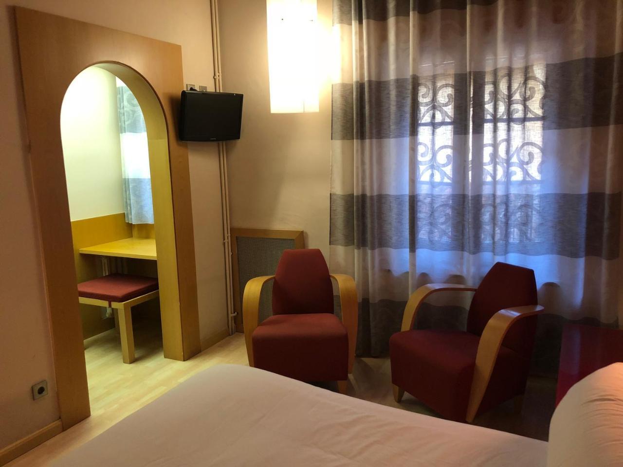 Hostal de la Gloria Viladrau Esterno foto