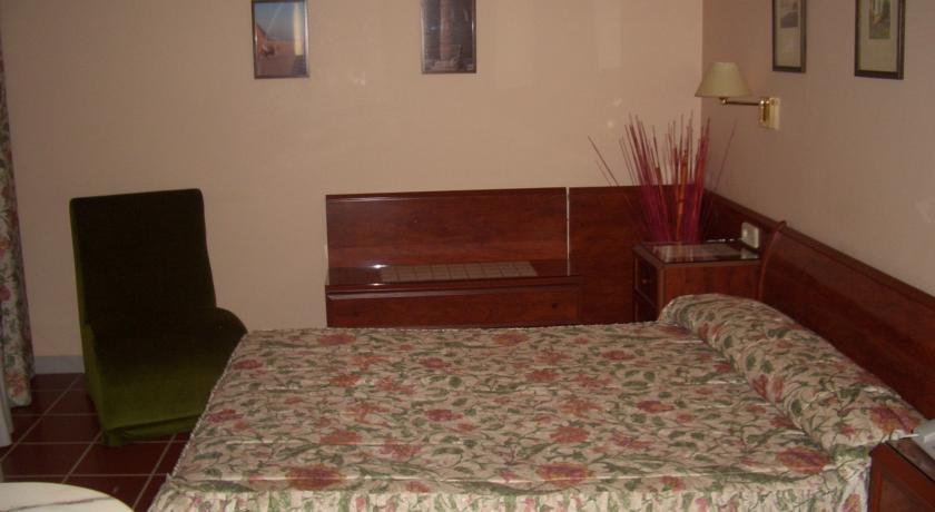 Hostal de la Gloria Viladrau Esterno foto